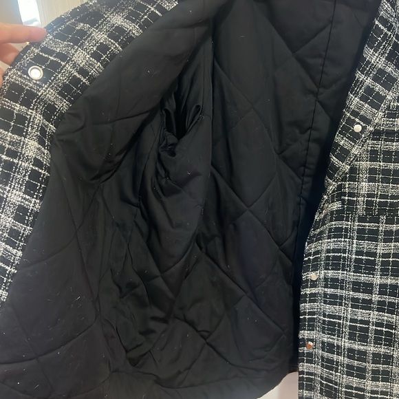 Oversized Black and white padded jacket - Picture 3 of 4